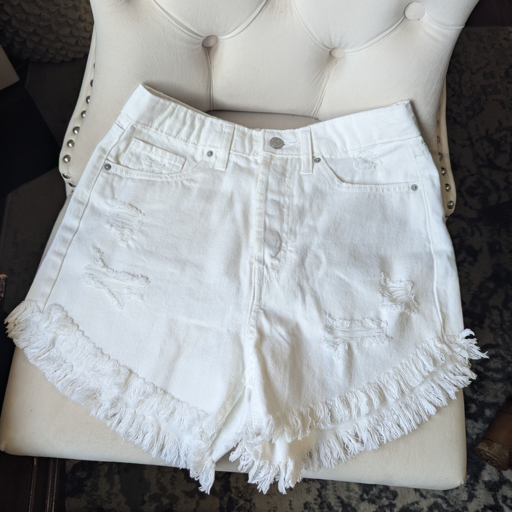 White Frayed Hem Women Shorts